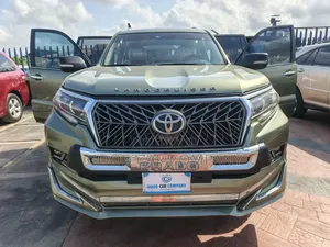 Toyota Land Cruiser Prado 2022 Green