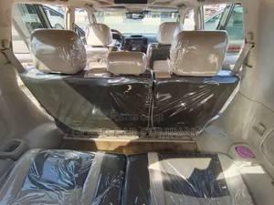 Toyota Land Cruiser Prado 2022 Green