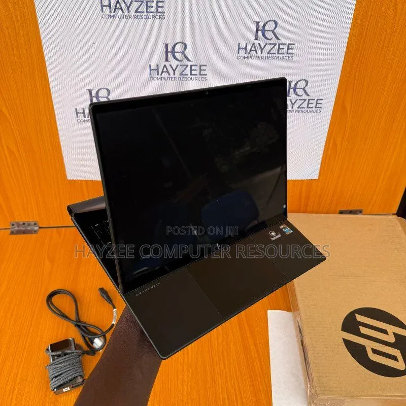 Laptop HP Dragonfly Folio 16GB Intel Core i7 SSD 1T