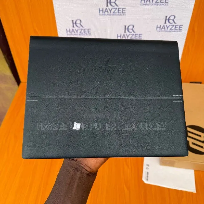 Laptop HP Dragonfly Folio 16GB Intel Core i7 SSD 1T