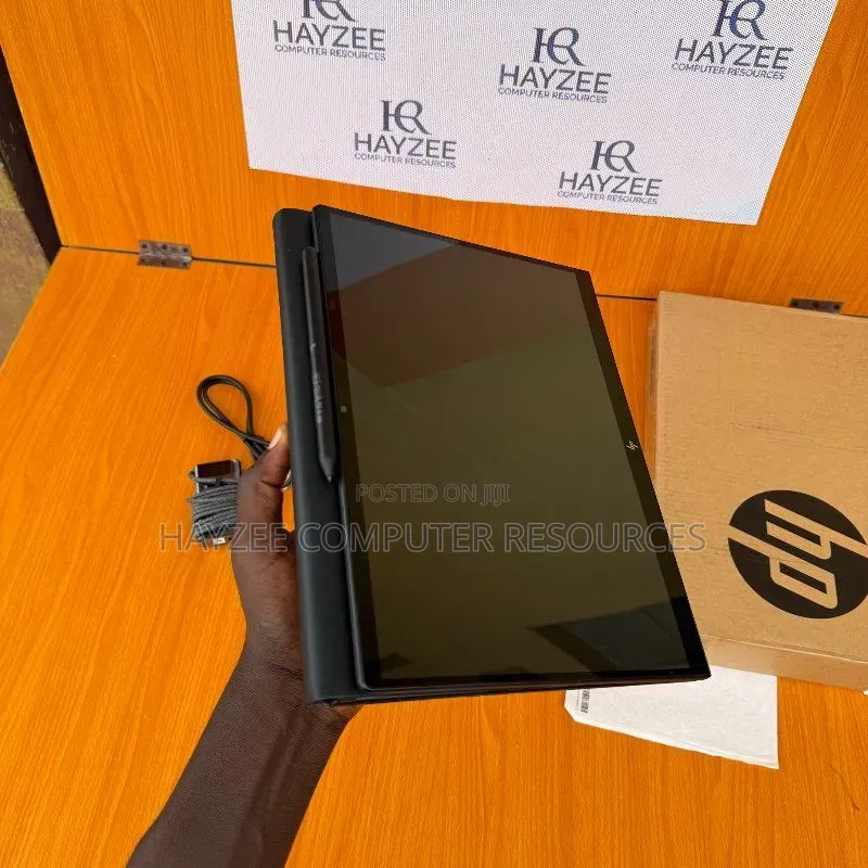Laptop HP Dragonfly Folio 16GB Intel Core i7 SSD 1T