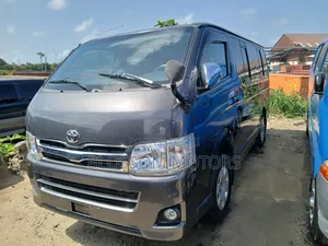 Toyota HiAce 2012 Grey