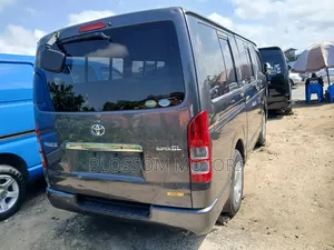 Toyota HiAce 2012 Grey