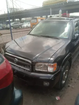 Nissan Pathfinder 2014 Black