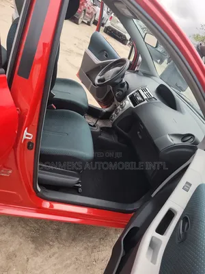 Toyota Yaris 2006 Red
