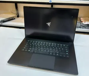 Laptop Razer Blade 32GB Intel Core i9 SSD 1T