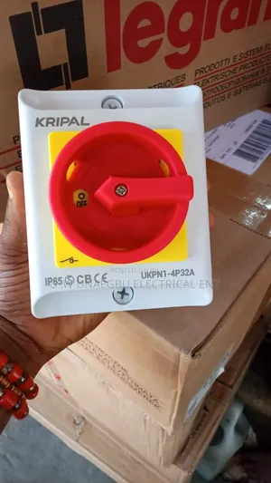 Isolator Switch 4 Pole