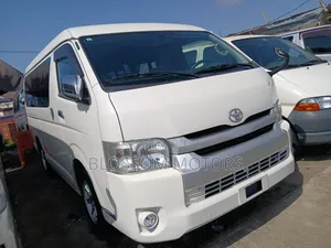 Toyota HiAce 2014 White