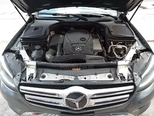 Mercedes-Benz GLC-Class 2016 Silver