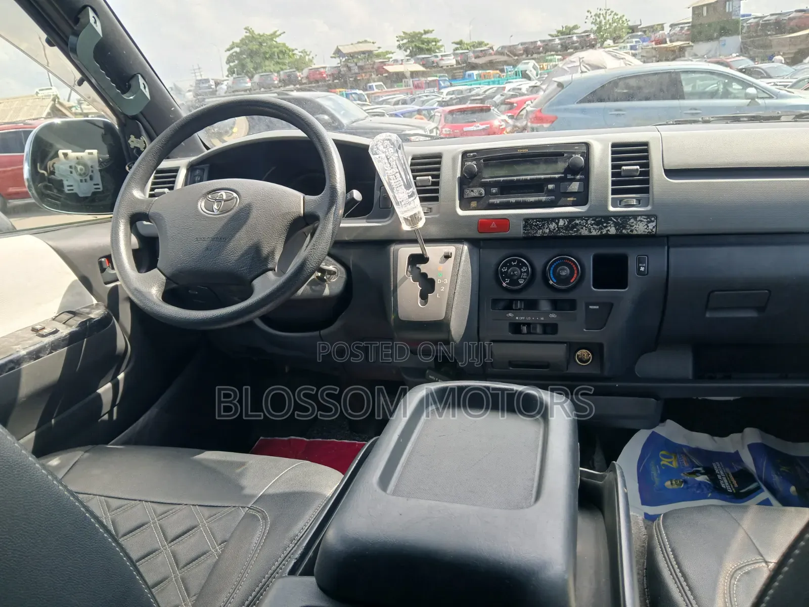 Toyota HiAce 2012 Grey