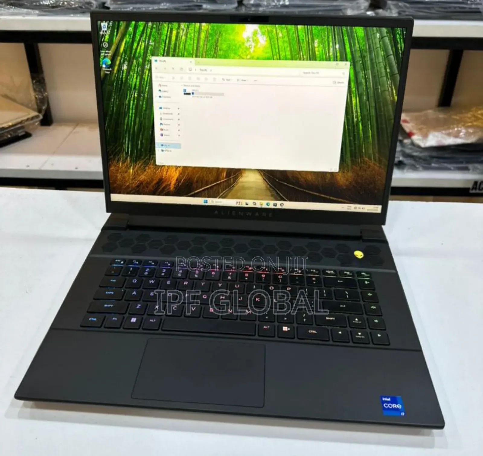 Laptop Alienware M16 R1 16GB Intel Core i7 SSD 1T