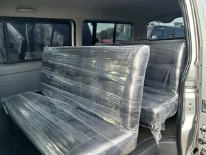 Toyota HiAce 2012 Silver