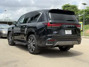 Lexus LX 600 2024 Gray