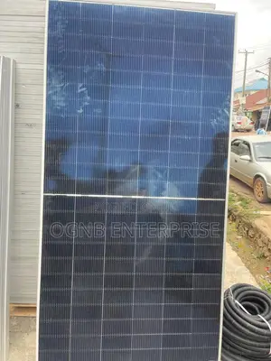 Jinko 550w Solar Panel.