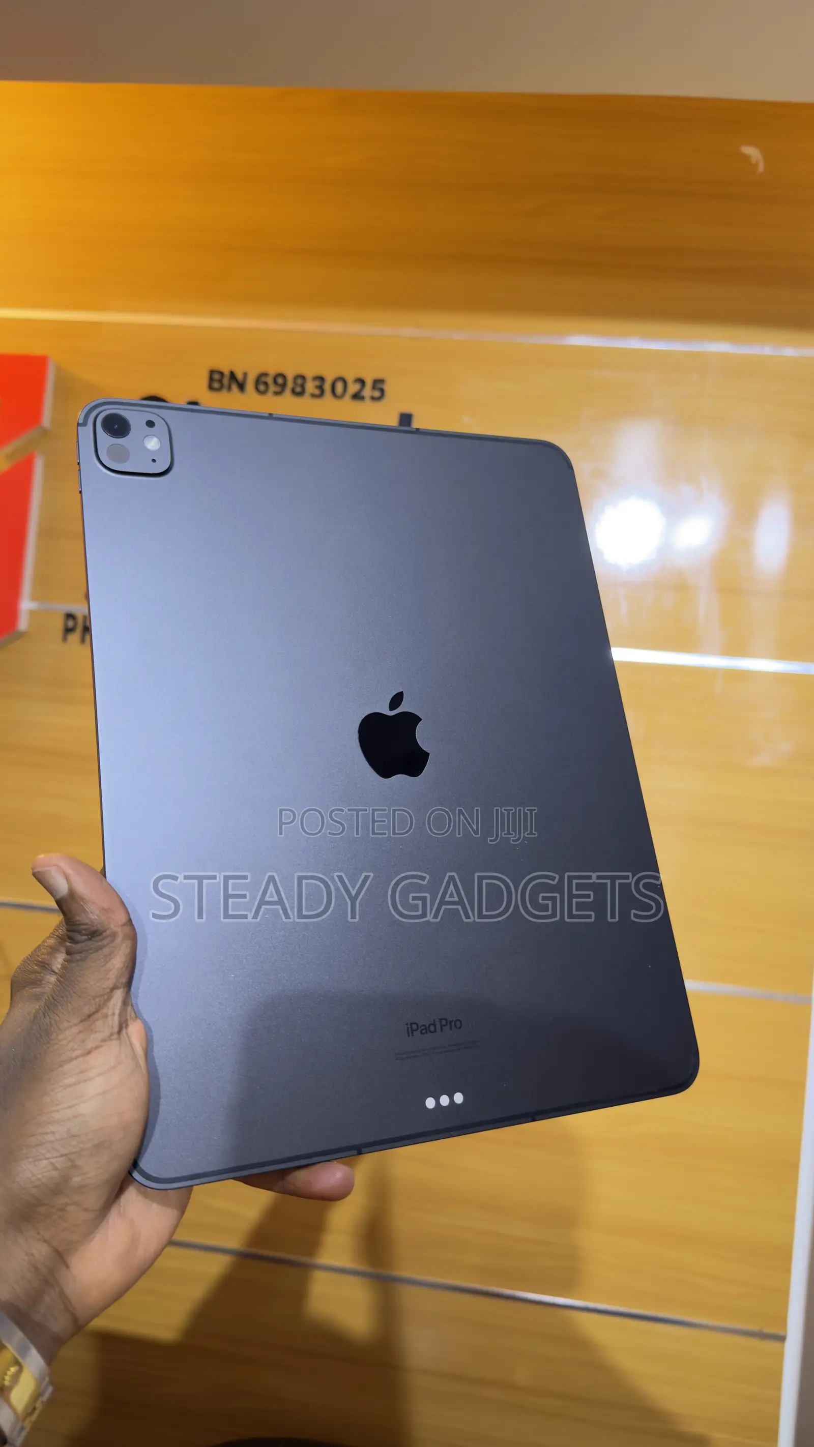 Apple iPad Pro 13 (2024) 512 GB Gray