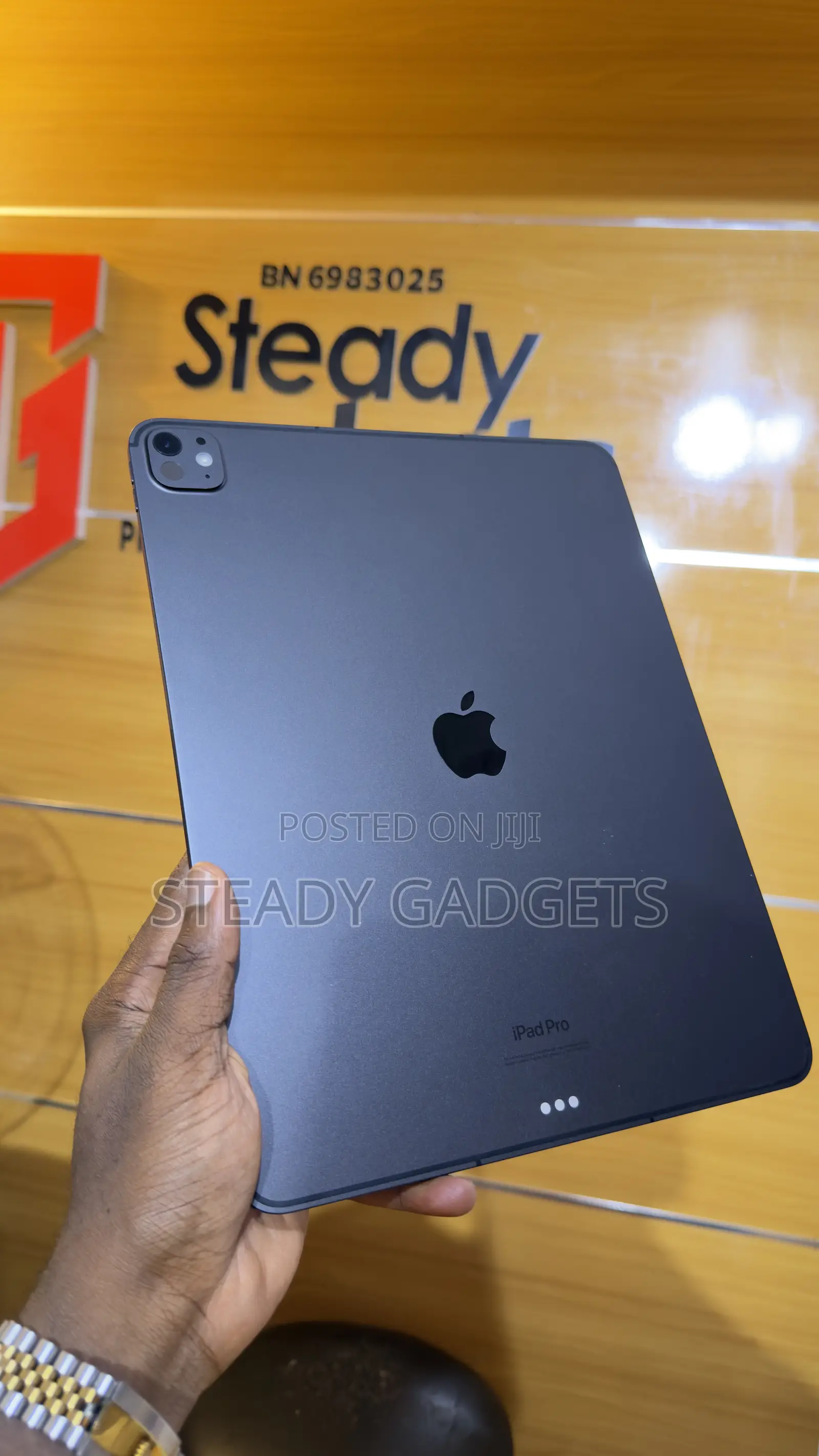 Apple iPad Pro 13 (2024) 512 GB Gray