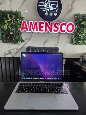 Desktop Computer Apple Mac Pro 8GB Intel Core i5 SSD 512GB