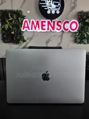 Desktop Computer Apple Mac Pro 8GB Intel Core i5 SSD 512GB