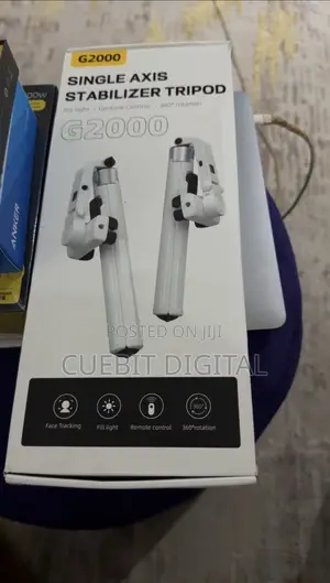 Kalooboo G2000 Auto Face Tracking Tripod Stand