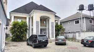 6bdrm Duplex in Royal Estate Dr, Old GRA for rent