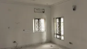 6bdrm Duplex in Royal Estate Dr, Trans Amadi for rent