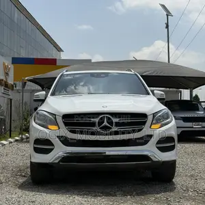 Mercedes-Benz GLE-Class GLE 350d 4MATIC 2016 White