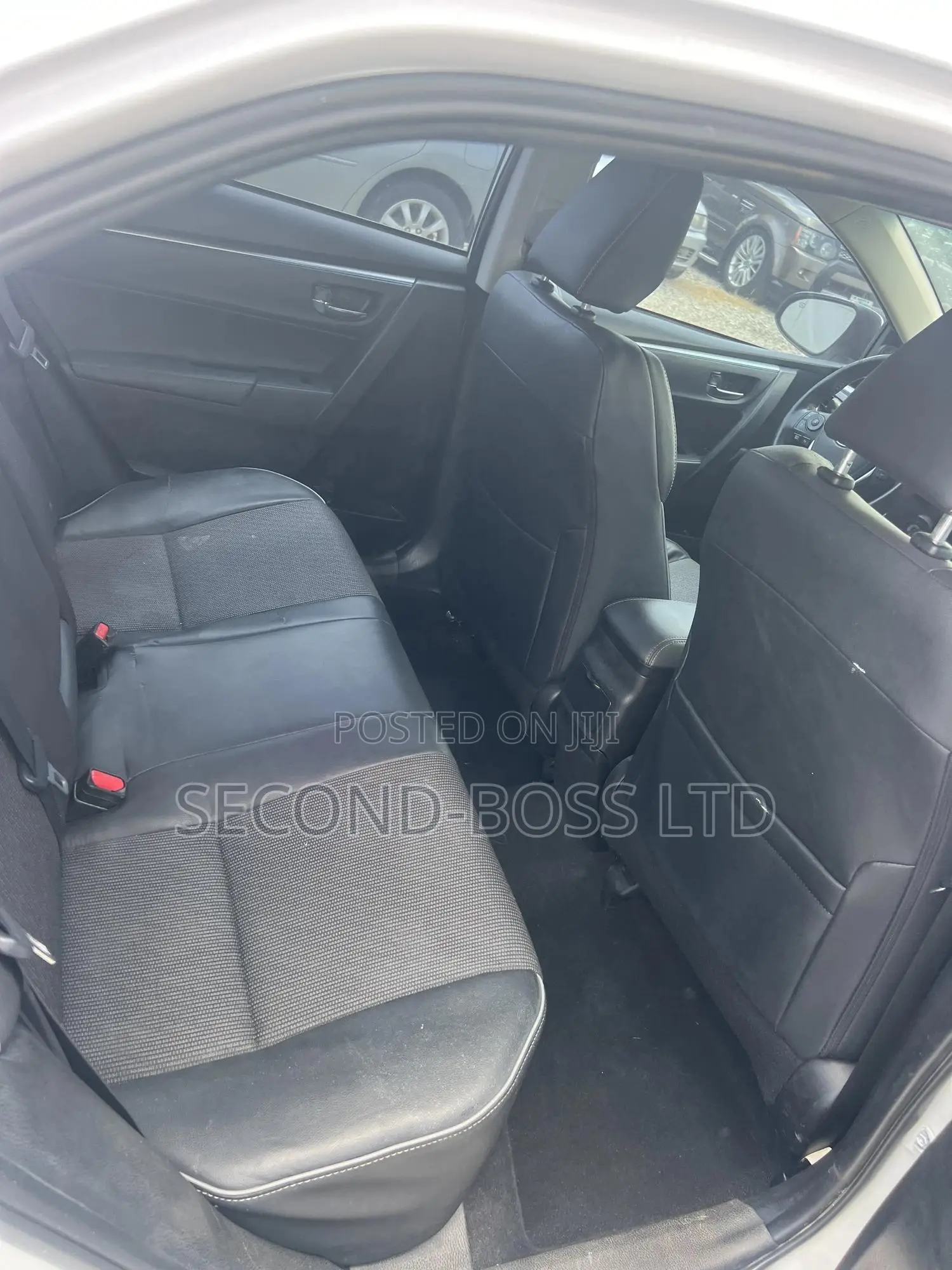 Toyota Corolla S 4dr Sedan (1.8L 4cyl CVT) 2015 White