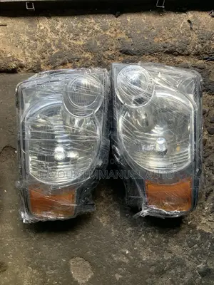 Headlights Ford Escape 2008