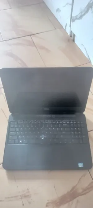 Laptop Dell Inspiron 15 4GB Intel Core i5 HDD 500GB