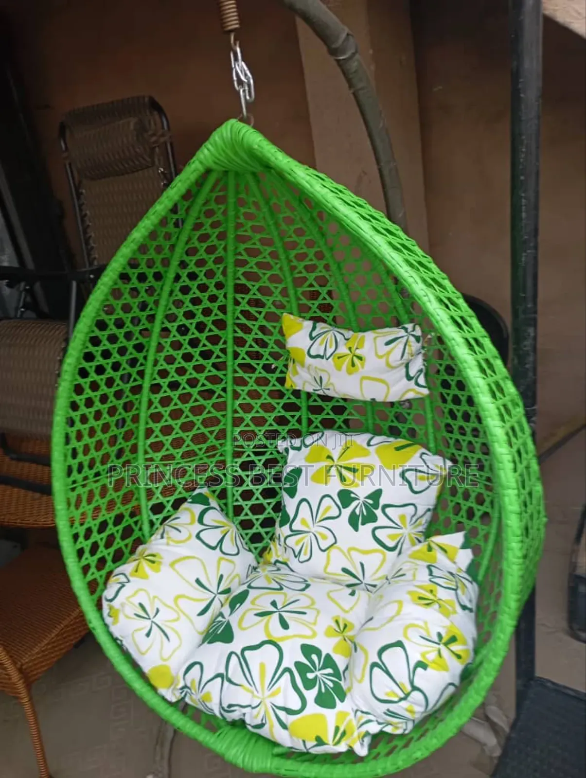 Green Garden Swing