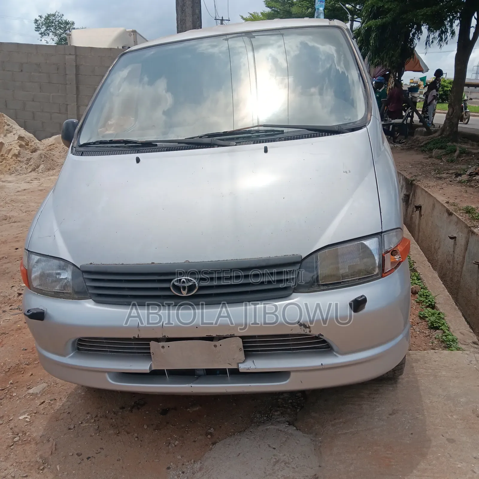 Toyota HiAce 2006 Grey