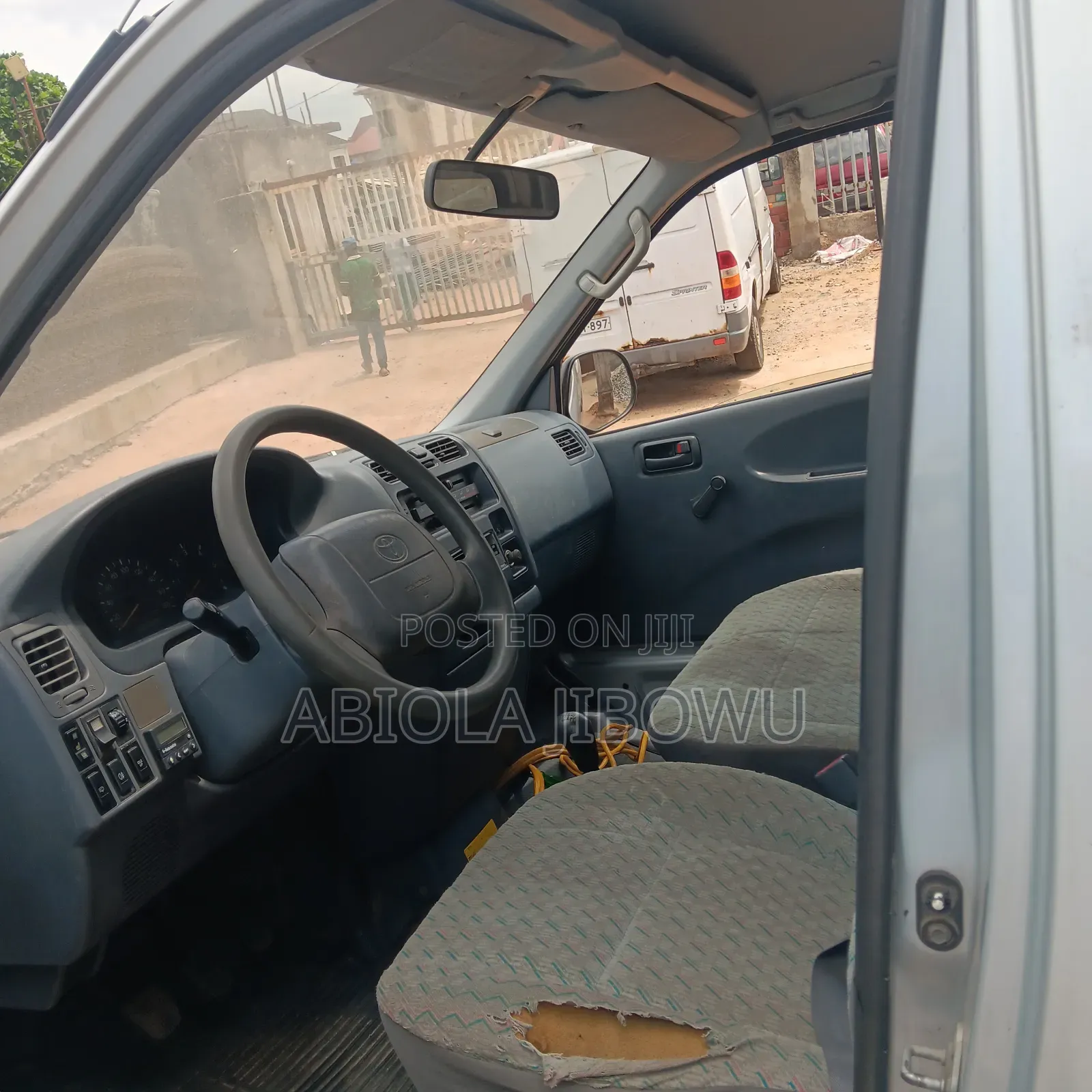 Toyota HiAce 2006 Grey