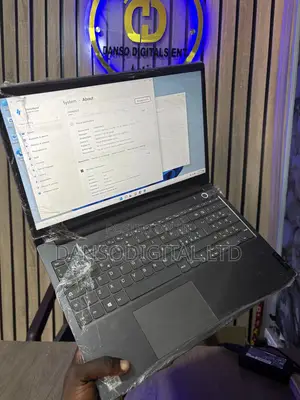 New Laptop Lenovo ThinkBook 15 8GB Intel Core i5 SSD 256GB