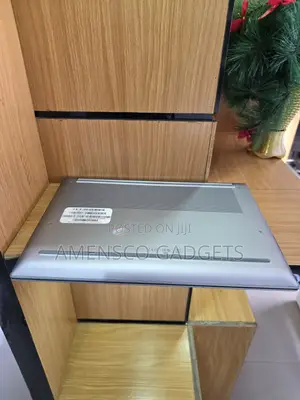 Laptop HP ZBook Studio 32GB Intel Core Ultra 7 SSD 1T