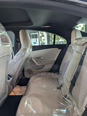 Mercedes-Benz GLA-Class 2021 Blue