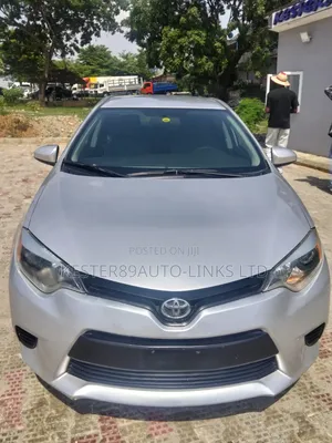 Toyota Corolla LE 4dr Sedan (1.8L 4cyl CVT) 2016 Silver