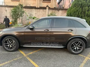 Mercedes-Benz GLC-Class 2017 Brown