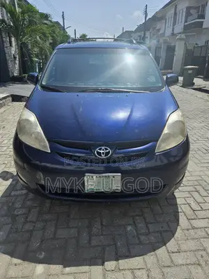 Toyota Sienna XLE 2008 Blue