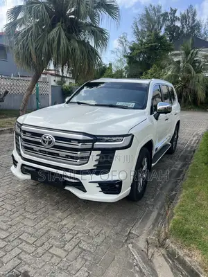 Toyota Land Cruiser 76 Series 2024 White