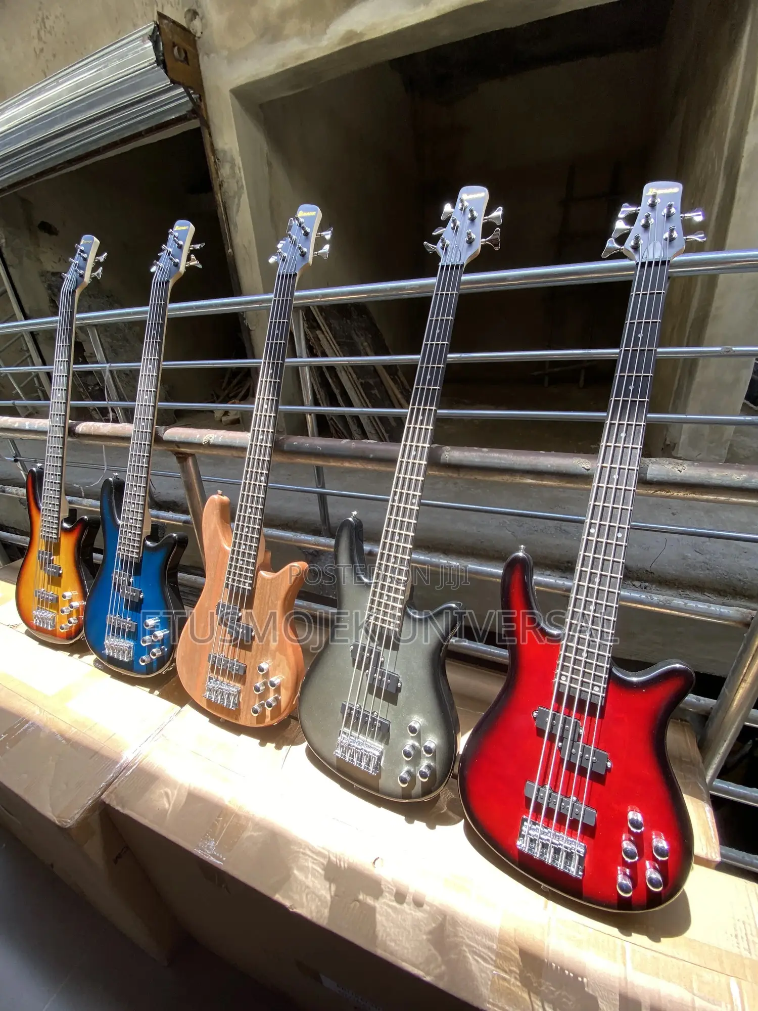 5strings Professional Ibanez Bass Guitar