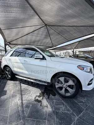 Mercedes-Benz GLE-Class GLE 350d 4MATIC 2017