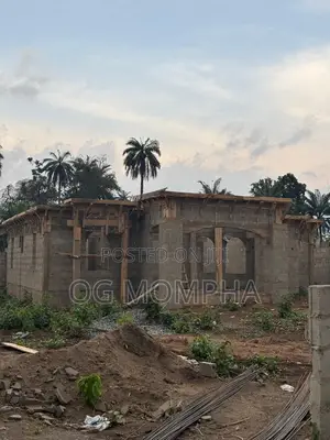3bdrm Duplex in Akure for sale