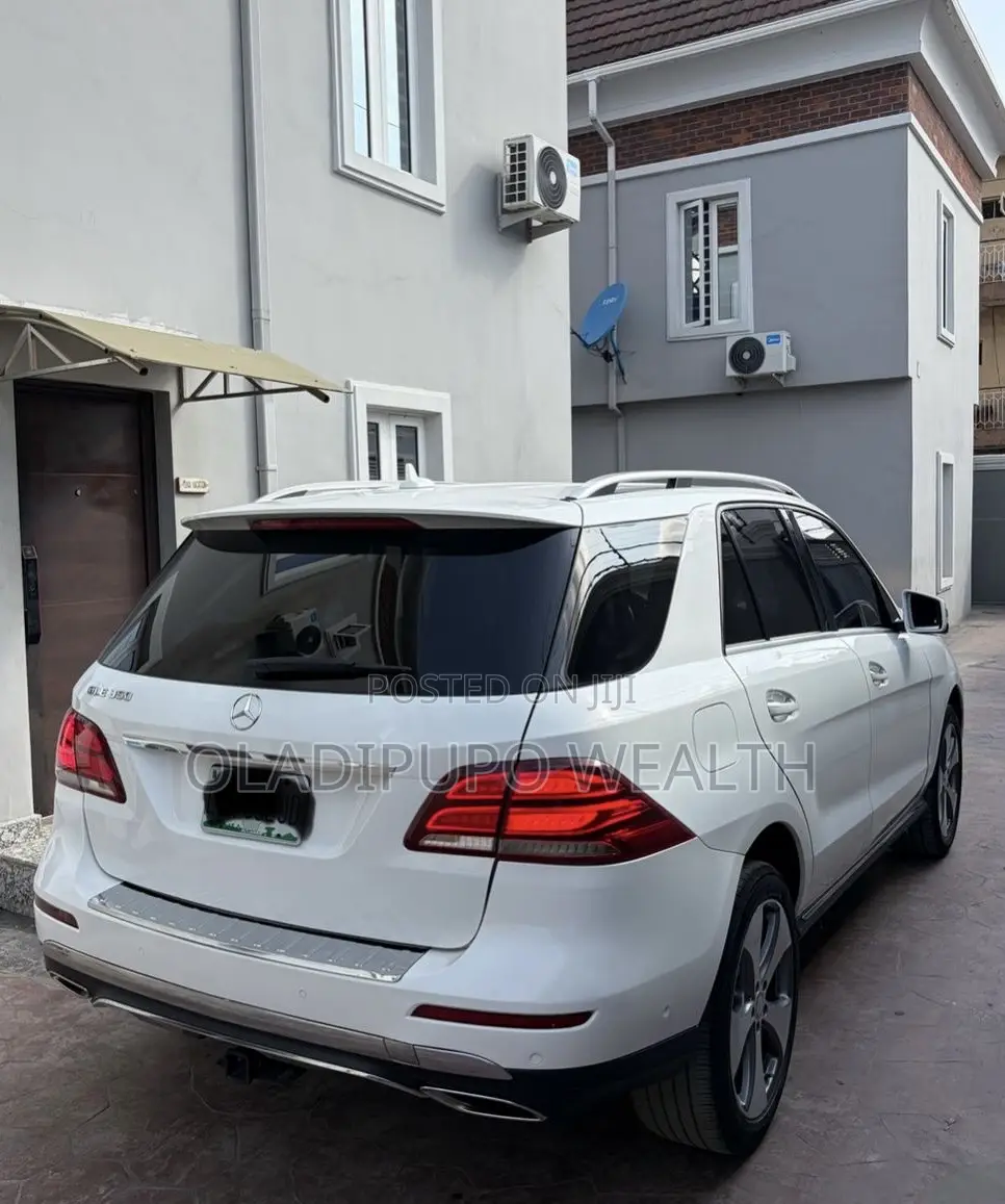 Mercedes-Benz GLE-Class 2017 White