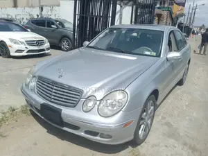 Mercedes-Benz E320 2005 Silver