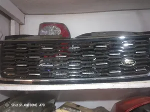Range Rover 014 Front Grill