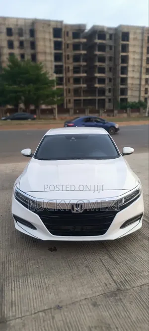 Honda Accord Sport (1.5L 4cyl Turbo CVT) 2019 White