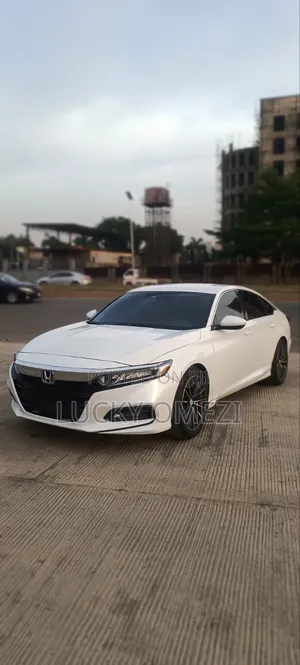 Honda Accord Sport (1.5L 4cyl Turbo CVT) 2019 White