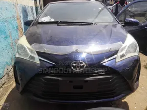 Toyota Yaris 2019 Blue