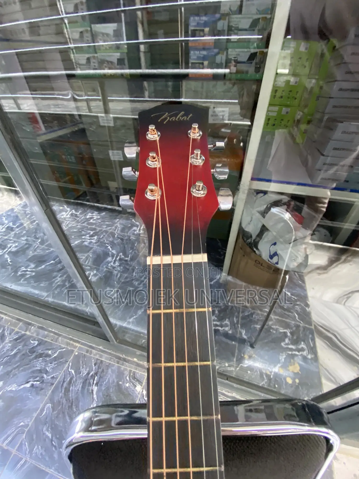 High Quality Acoustic Guitar