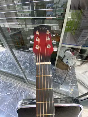 High Quality Acoustic Guitar